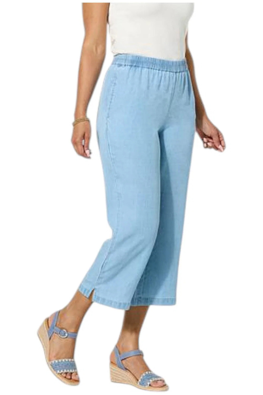Antthony Women's Soft Denim Pull-On Capri Light Wash - Regular